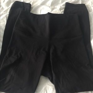 Lululemon size 6 blank 3/4 pants